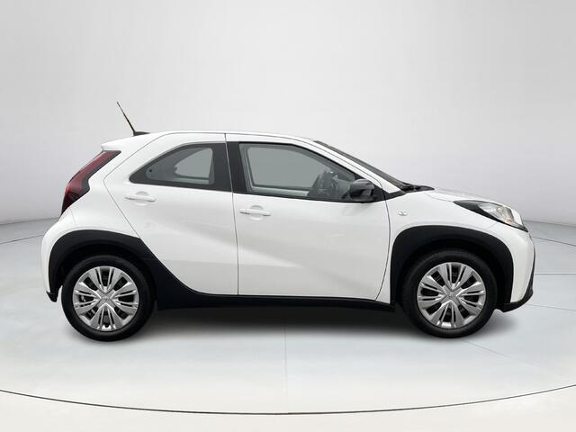Toyota AYGO X 1.0 VVT-i MT Play