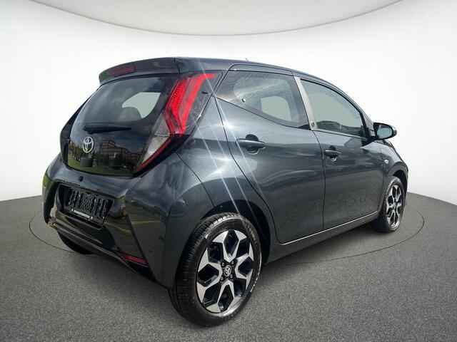 Toyota AYGO 1.0 VVT-i x-cite Carplay / Camera / 15''