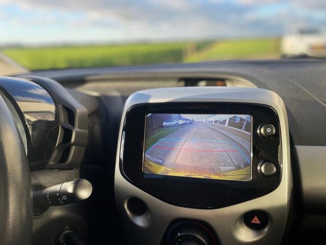 Toyota AYGO 1.0 VVT-i x-play, camera, apple carplay, cruise controle