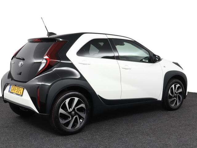 Toyota AYGO X 1.0 VVT-i S-CVT Pulse | Apple Carplay/Android Auto | Climate-Control | Parkeercamera | Adaptieve Cruise-Control |