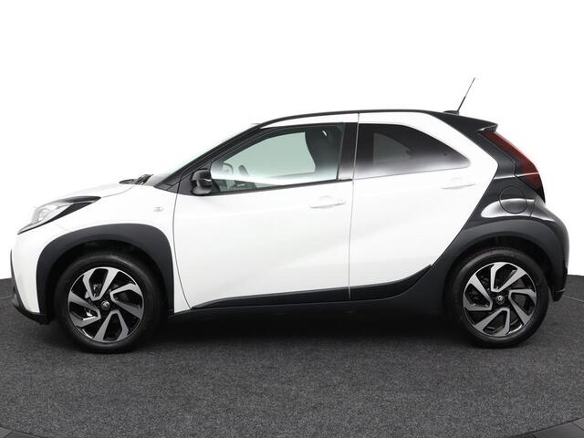 Toyota AYGO X 1.0 VVT-i S-CVT Pulse | Apple Carplay/Android Auto | Climate-Control | Parkeercamera | Adaptieve Cruise-Control |