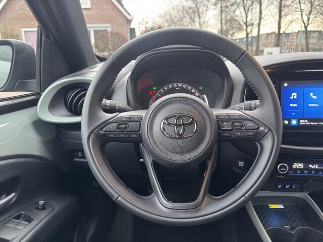 Toyota AYGO X 1.0 VVT-i MT Pulse Parkeersensoren, 17inch velgen, Apple/Android , All-in Rijklaarprijs