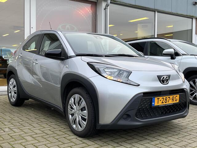 Toyota AYGO X 1.0 VVT-i S-CVT Play | 1e Eigenaar | NIEUW GELEVERD & ONDERHOUDEN | Apple Carplay / Android Auto | BTW'er | 10 Jaar Garantie |