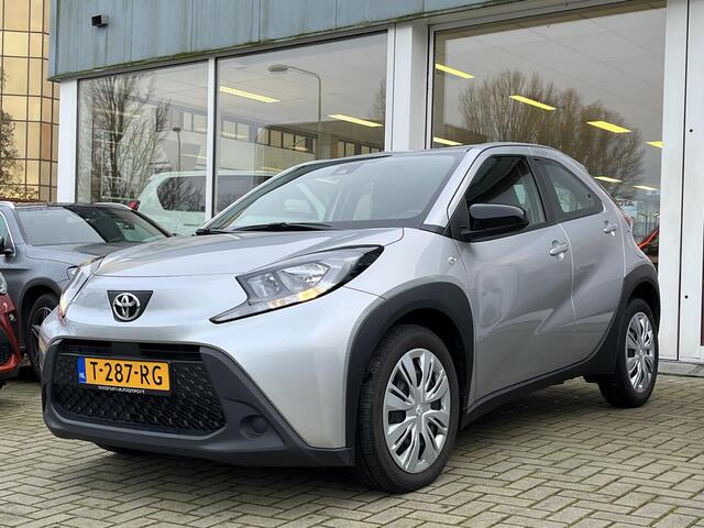 Toyota AYGO X 1.0 VVT-i S-CVT Play | 1e Eigenaar | NIEUW GELEVERD & ONDERHOUDEN | Apple Carplay / Android Auto | BTW'er | 10 Jaar Garantie |