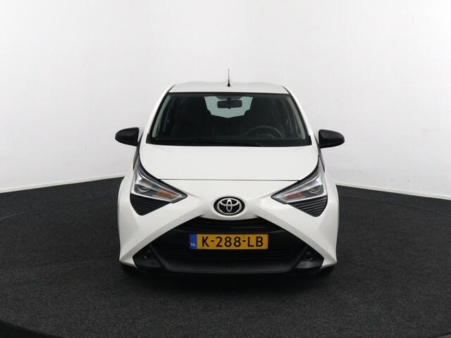 Toyota AYGO 1.0 VVT-i x-fun