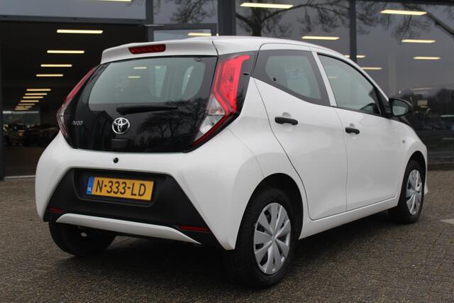 Toyota AYGO 1.0 VVT-i x-fun