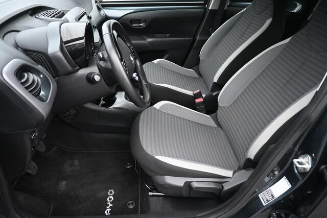 Toyota AYGO 1.0 VVT-i x-play Airco LED 1e Eigenaar Dealer Onderhouden! Inruil Mogelijk!