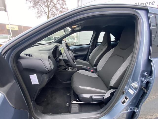 Toyota AYGO X 1.0 VVT-i MT Play
