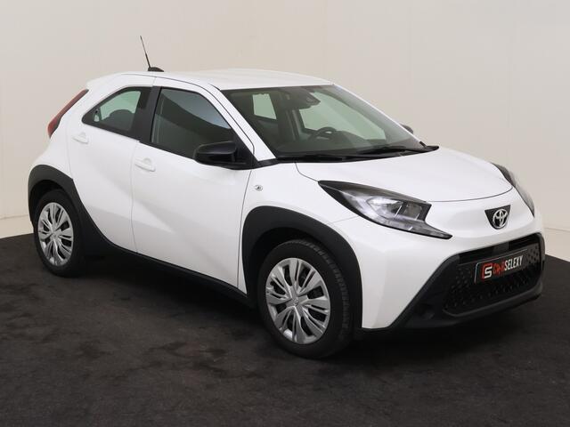 Toyota AYGO 1.0 VVT-i S-CVT Play | Adapt. Cruise | Camera | Airco | Apple Ca