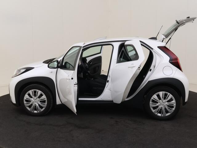 Toyota AYGO 1.0 VVT-i S-CVT Play | Adapt. Cruise | Camera | Airco | Apple Ca