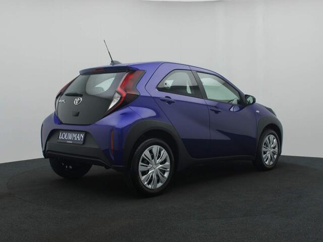 Toyota AYGO X 1.0 VVT-i MT Play