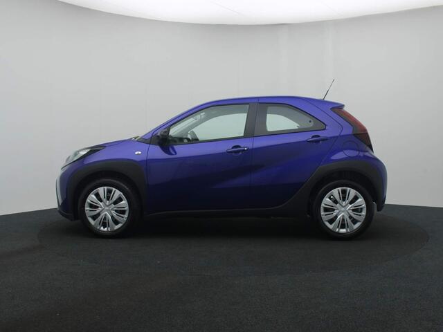 Toyota AYGO X 1.0 VVT-i MT Play