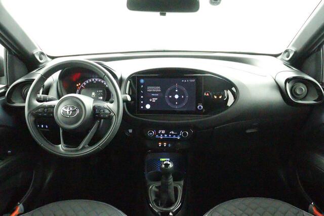 Toyota AYGO X 1.0 VVT-i MT Premium | Parkeersensoren | Stoelverwarming | Navigatie | JBL Audio | Dashcam |