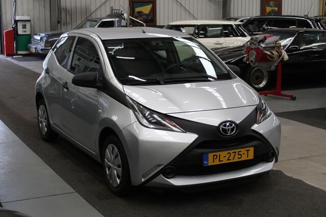 Toyota AYGO 1.0 VVT-i x-fun 63.131km NAP, Airco, Cruise control