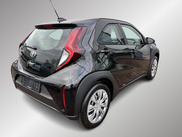 Toyota AYGO X 1.0 VVT-i MT Play,Apple Carplay Android Auto Adaptive Cruise Controle, Camera