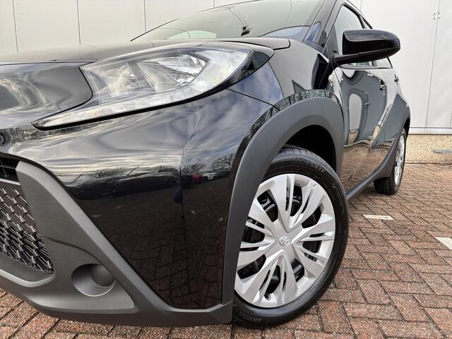 Toyota AYGO X 1.0 VVT-i MT Play,Apple Carplay Android Auto Adaptive Cruise Controle, Camera