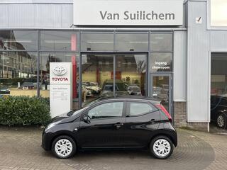 toyota-aygo-1.0-vvt-i-x-play