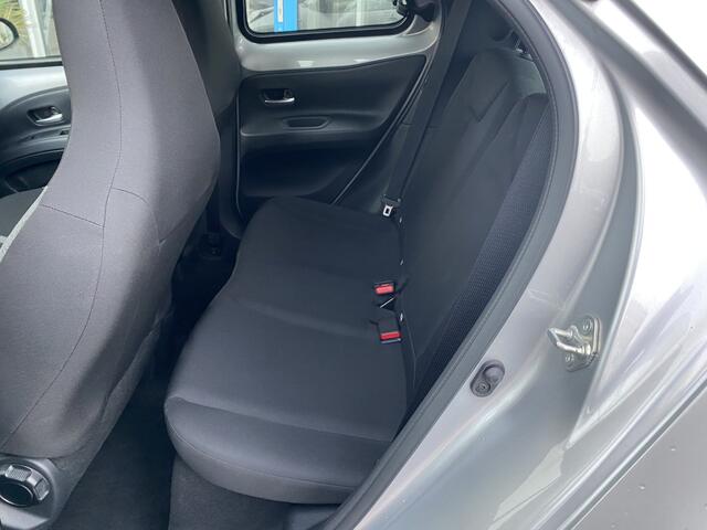 Toyota AYGO X 1.0 VVT-i MT Play