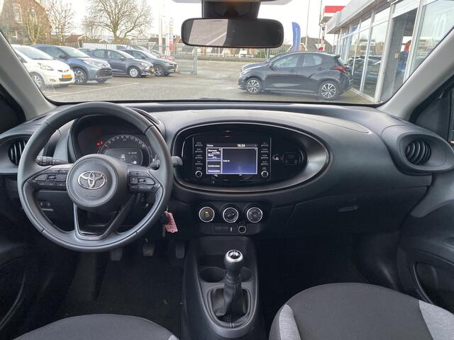Toyota AYGO X 1.0 VVT-i MT Play
