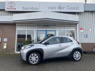 toyota-aygo-x-1.0-vvt-i-mt-play