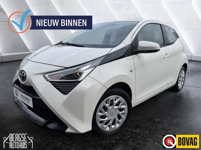 Toyota AYGO 1.0 VVT-i x-play CARPLAY CAMERA AIRCO