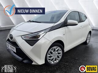 toyota-aygo-1.0-vvt-i-x-play-carpla