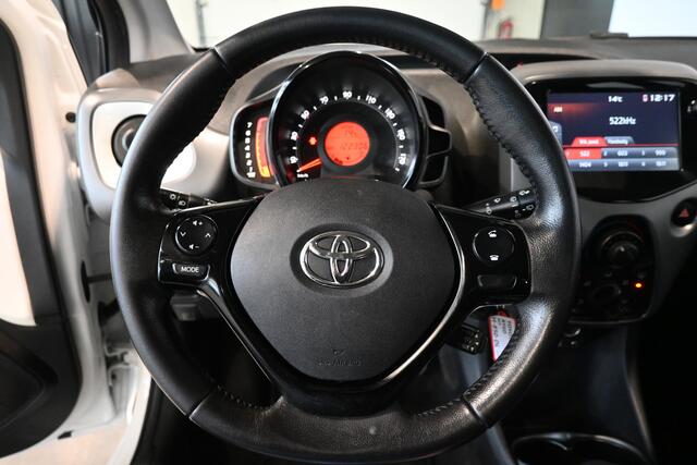 Toyota AYGO 1.0 VVT-i x-play limited Airco Cruise control 1e Eigenaar Apple carplay Camera Inruil mogelijk