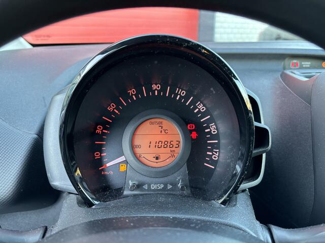 Toyota AYGO 1.0 VVT-i x-fun AIRCO / BLUETOOTH / ELEK RAMEN / NL-AUTO