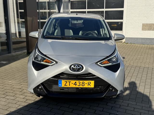 Toyota AYGO 1.0 VVT-i x-play limited | Airco | Apple/android carplay | Achte