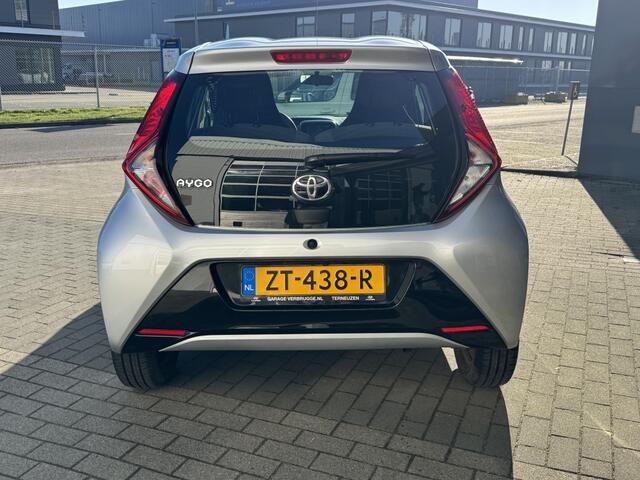 Toyota AYGO 1.0 VVT-i x-play limited | Airco | Apple/android carplay | Achte