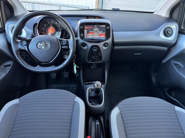 Toyota AYGO 1.0 VVT-i x-play limited | Airco | Apple/android carplay | Achte