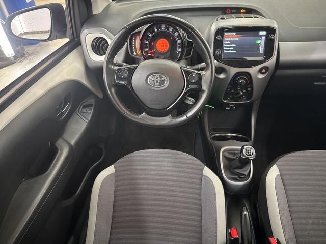 Toyota AYGO 1.0 VVT-I X-PLAY 5-DRS LUXE UITVOERING!