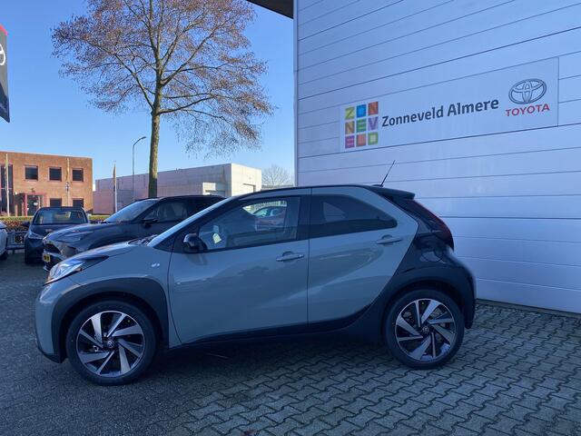 Toyota AYGO X 1.0 VVT-i S-CVT Envy