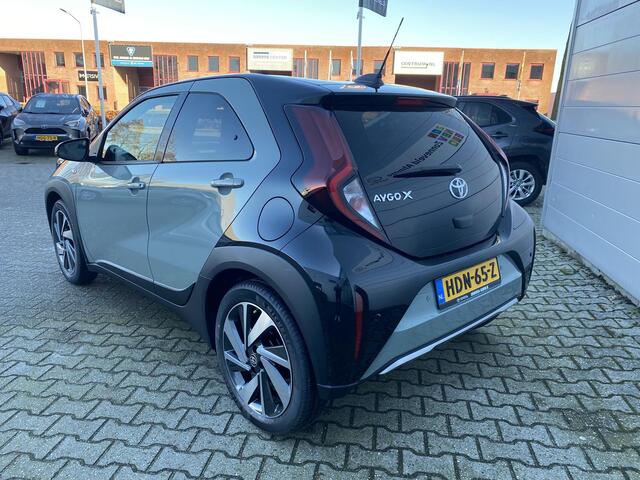 Toyota AYGO X 1.0 VVT-i S-CVT Envy