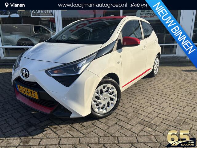 Toyota AYGO 1.0 VVT-i x-play limited TREKHAAK, SLECHTS 82.000KM NEDERLANDSE AUTO
