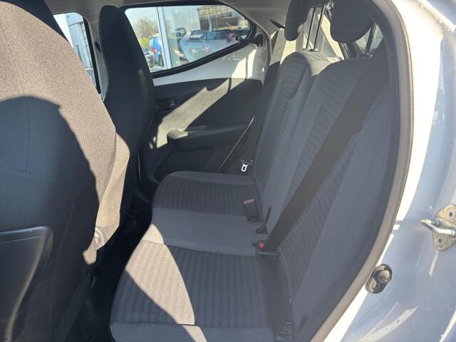 Toyota AYGO 1.0 VVT-i x-play limited TREKHAAK, SLECHTS 82.000KM NEDERLANDSE AUTO