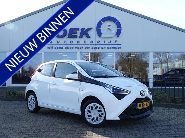 Toyota AYGO 1.0 VVT-i x-play NAVI | CAMERA | AIRCO | BT-TEL