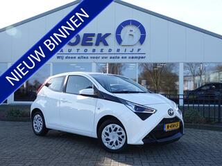 toyota-aygo-1.0-vvt-i-x-play-navi-