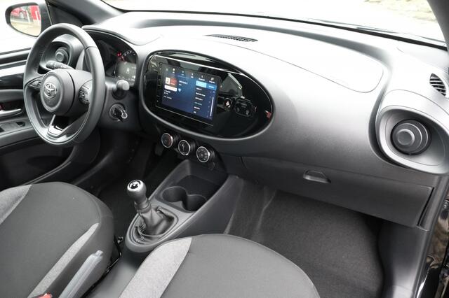 Toyota AYGO 1.0 VVT-i 72PK MT PLAY | Apple Carplay & Android Auto | 17" stal