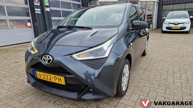 Toyota AYGO 1.0 VVT-i x-fun