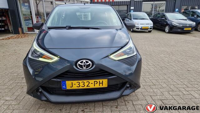 Toyota AYGO 1.0 VVT-i x-fun