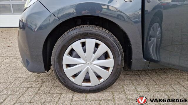 Toyota AYGO 1.0 VVT-i x-fun