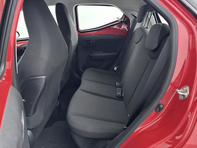 Toyota AYGO 1.0 VVT-i x-fun | Airco | Centrale deurvergrendeling met afstandsbediening |