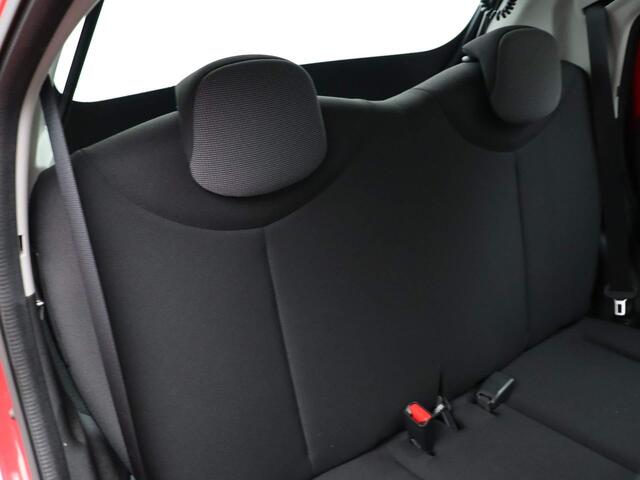 Toyota AYGO 70pk VVT-i x-fun | Airco | Elektrische ramen | Slechts 66.162 km gelopen! |