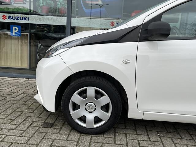 Toyota AYGO 1.0 VVT-i x-now