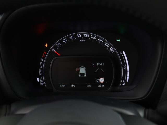 Toyota AYGO X 1.0 VVT-i MT play | Apple CarPlay | Android Auto |