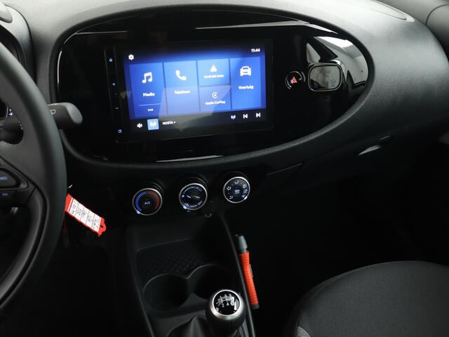 Toyota AYGO X 1.0 VVT-i MT play | Apple CarPlay | Android Auto |