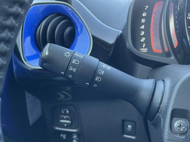 Toyota AYGO 1.0 VVT-i x-clusiv | Apple CarPlay Android Auto | Rijstrooksenso