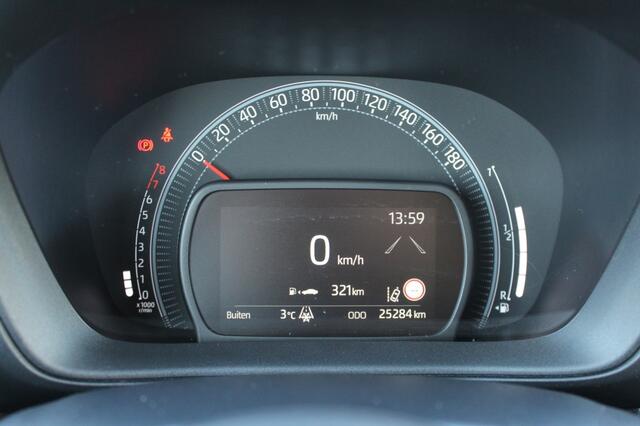 Toyota AYGO 1.0 VVT-i MT play | Middenarm Steun | Android Auto/Apple Carplay