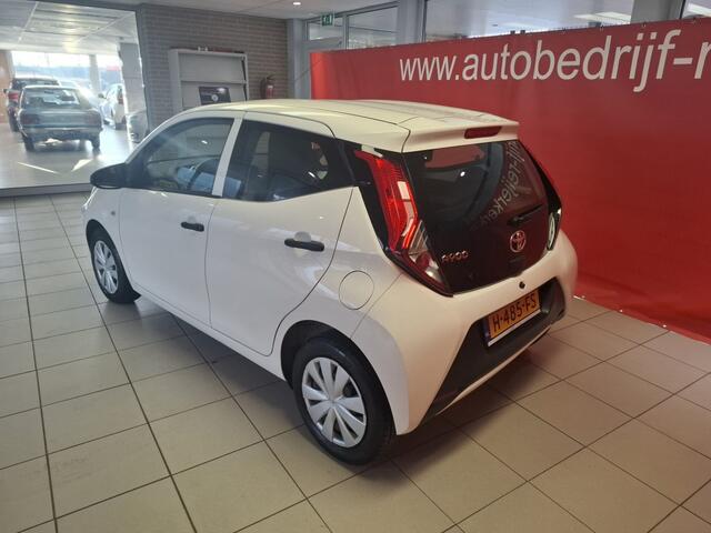 Toyota AYGO 1.0 VVT-i x-fun